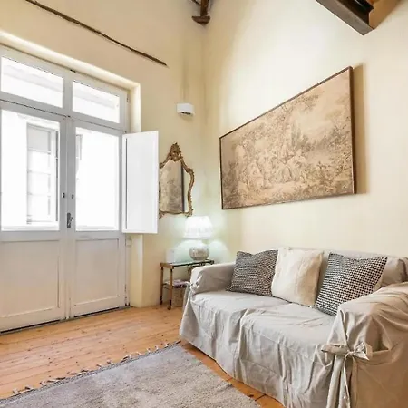 Martini_top Apartment